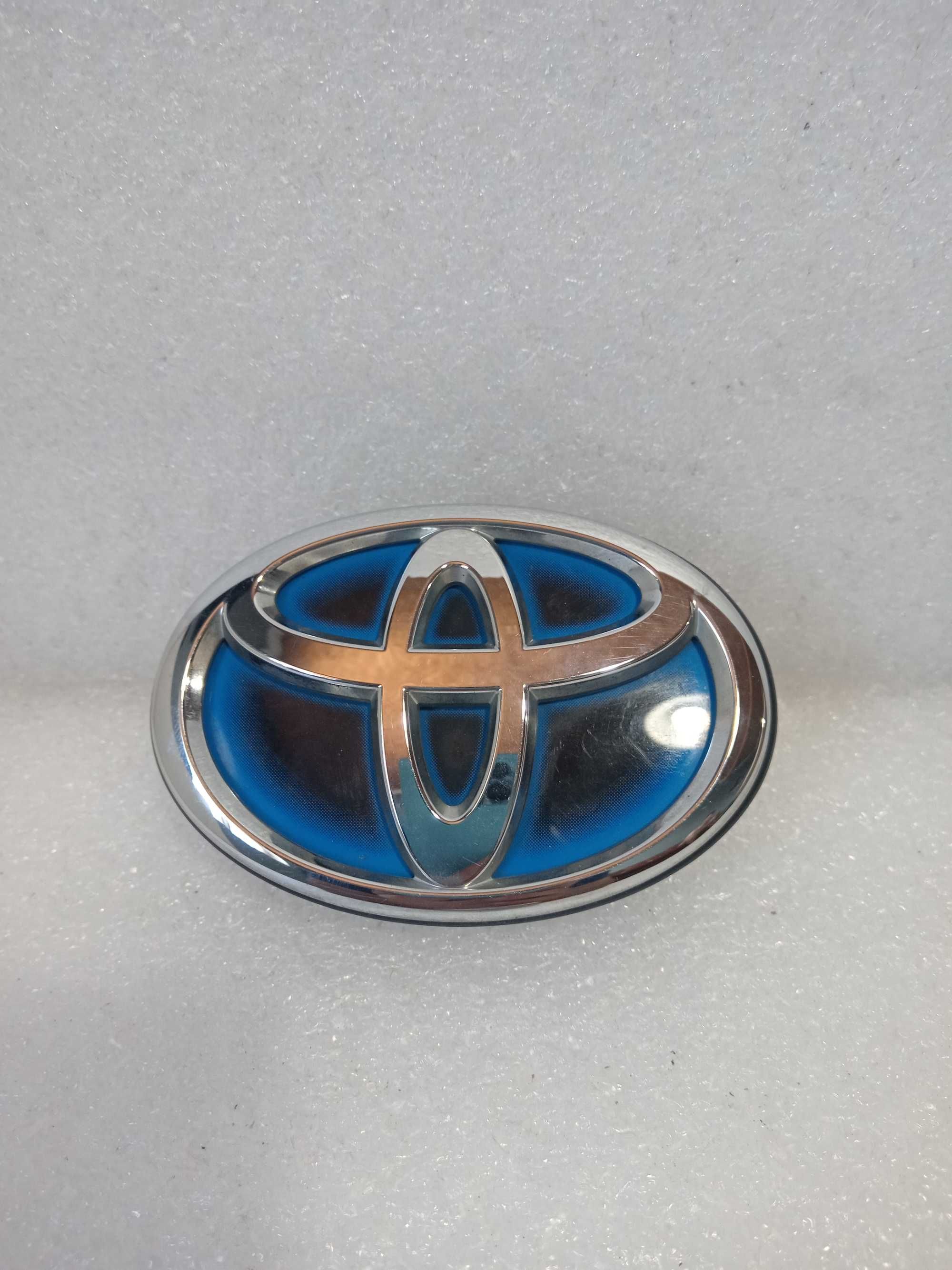 Емблема логотип дверей багажника Toyota Rav4 13-18 hybrid 7540342030