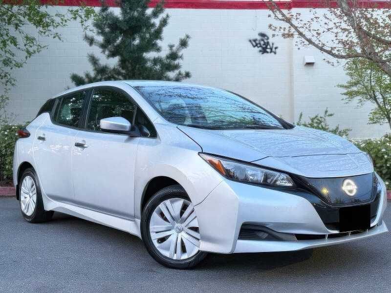 2023 Nissan LEAF S