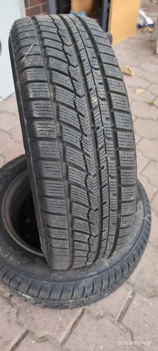 Opony zimowe 175/65 R14 z felgami