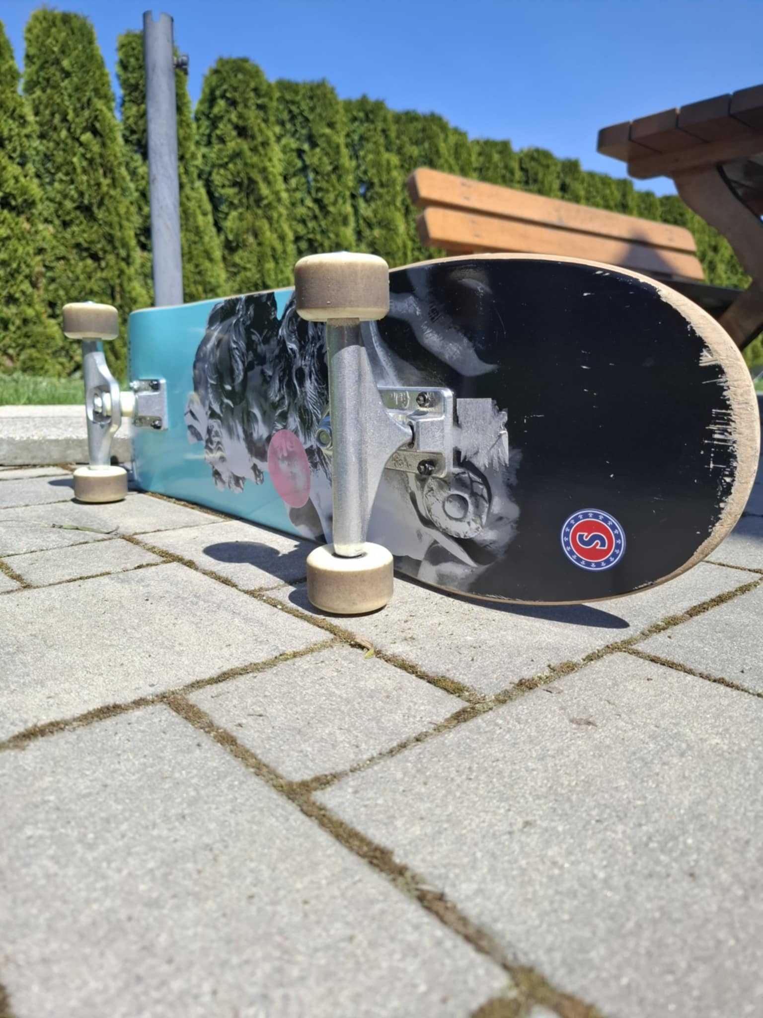 Deskorolka Fish Skateboards Bubble Gum 8.0" + klucz wielofunkcyjny