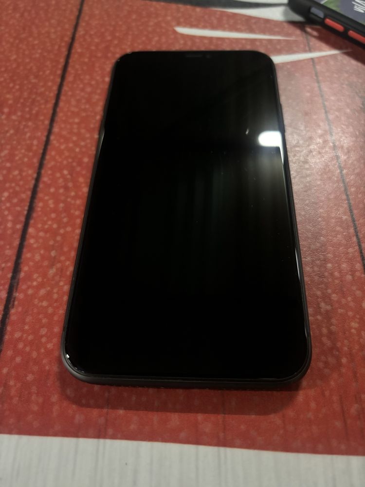 Iphone 11 64g com caixa