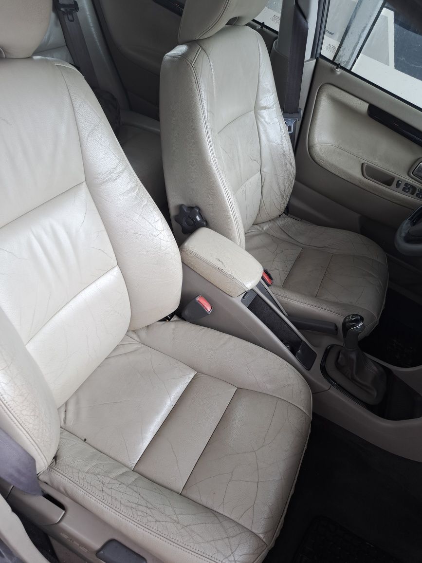 Volvo v40 2.0 benzyna