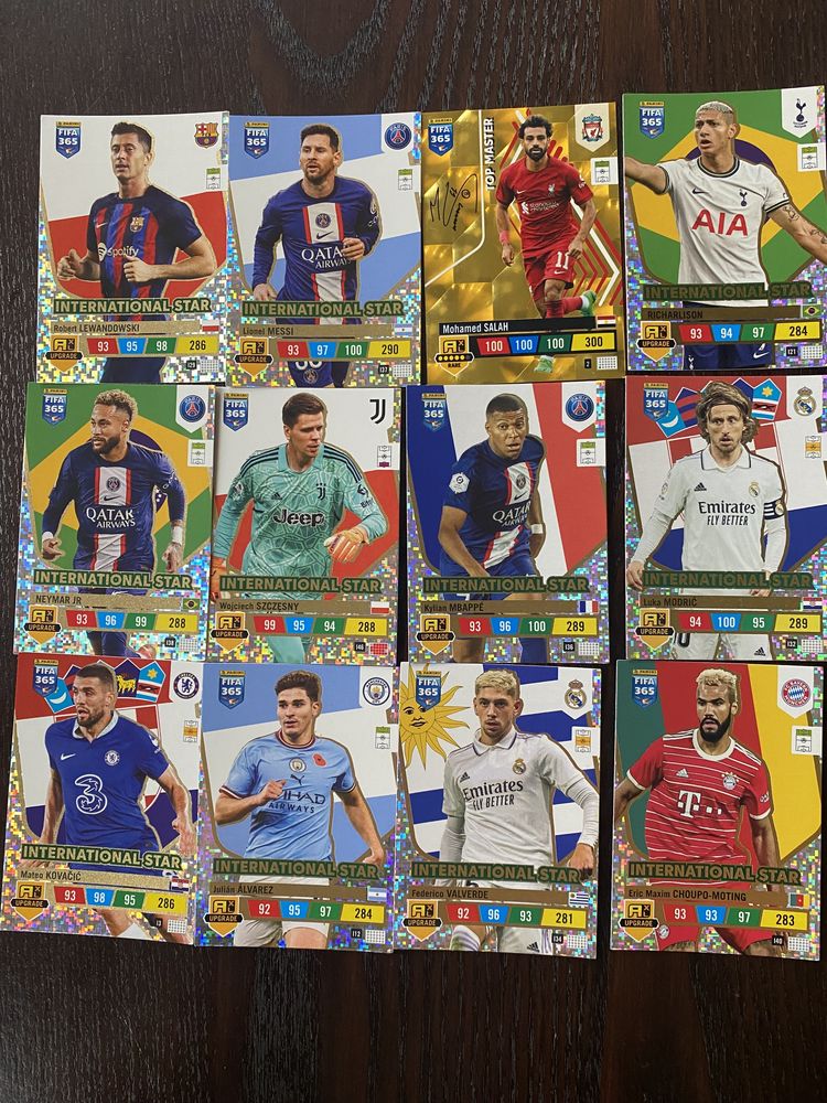 Karty FIFA 365 panini