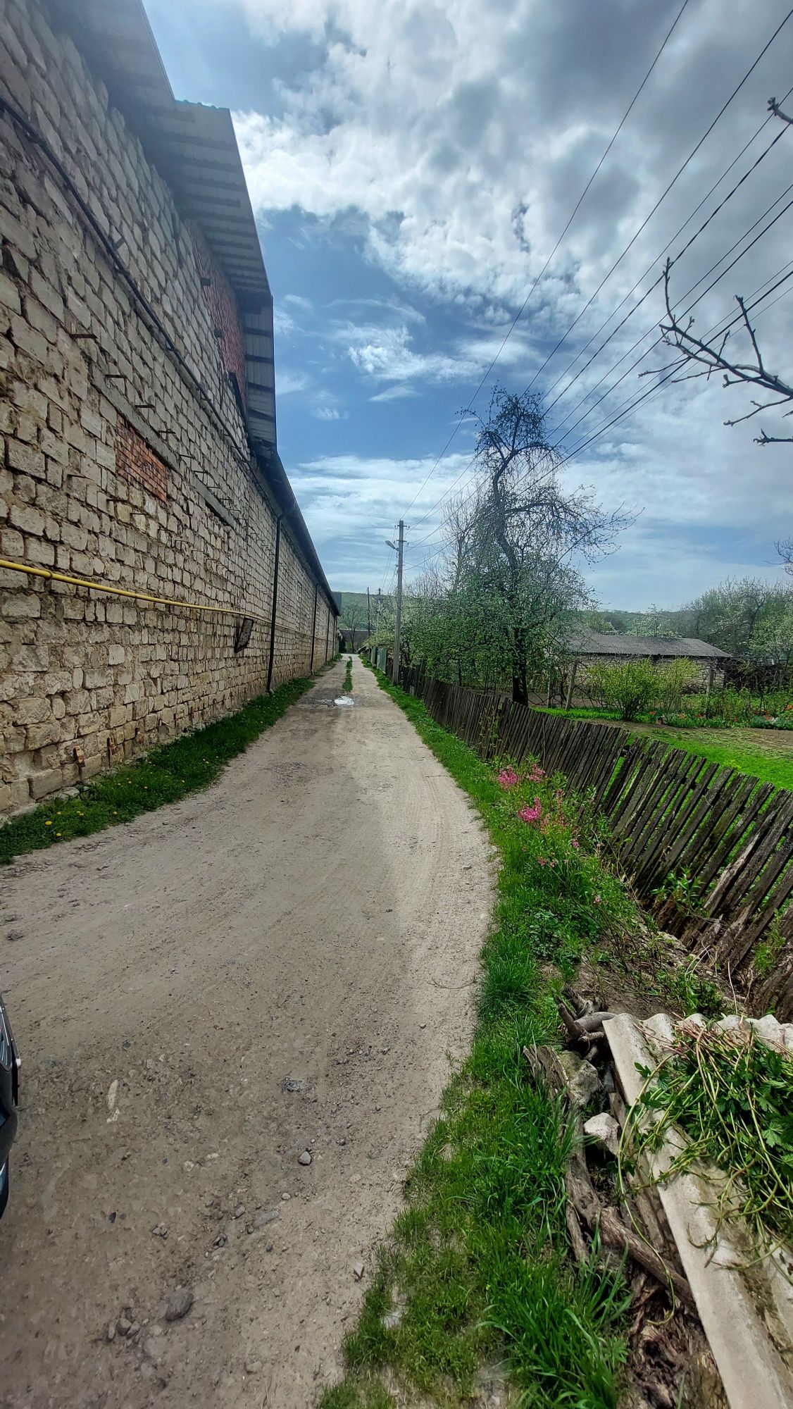Продам 5 соток. Вул.Острівська,147.