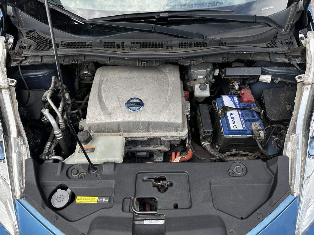 Nissan leaf 2013