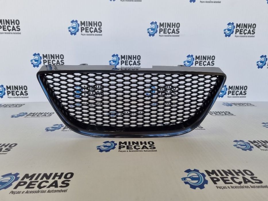 Grelha Seat Ibiza 6J Preto Brilhante