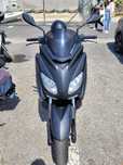 Yamaha X-max 125 Momodesign