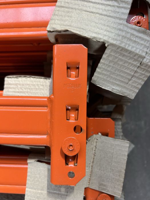 Regały magazynowe Mecalux nowe trawersy Okazja Transport