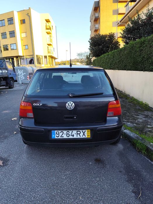 Golf mk4 - 2001, 1.4 gasolina.