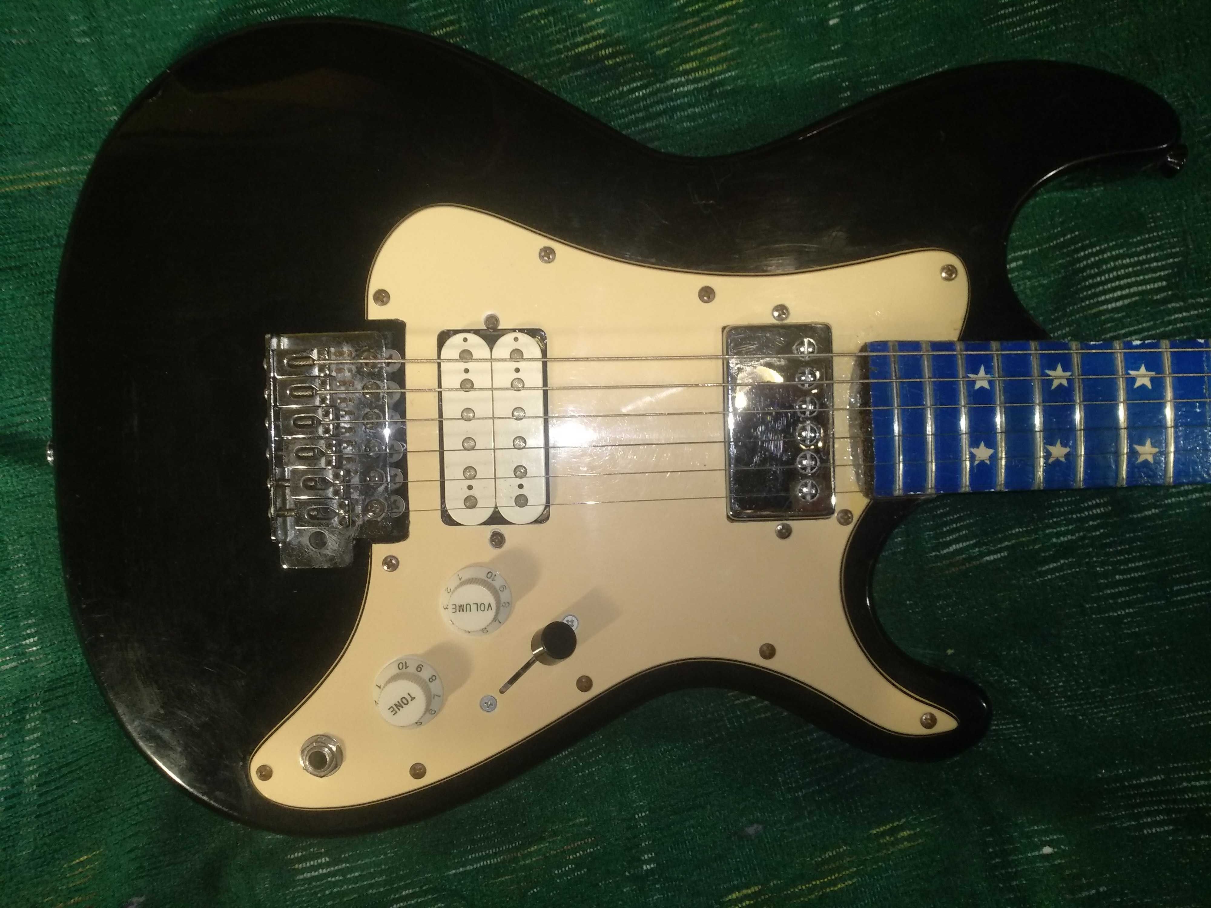 Электро гитара Fender-Cort TeleStrat Mod яркий эксклюзив. Обмен
