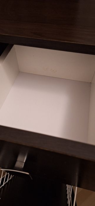 Szafka łazienkowa z koszem na pranie