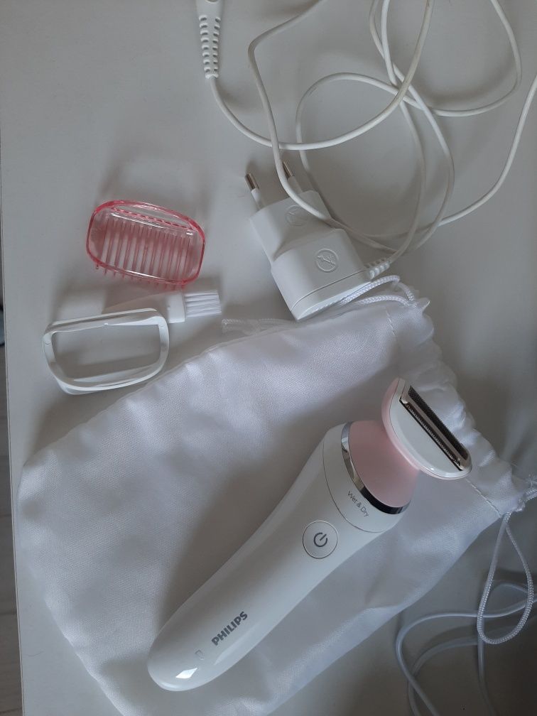 Elektryczna maszynka do golenia golarka na sucho i mokro PHILIPS