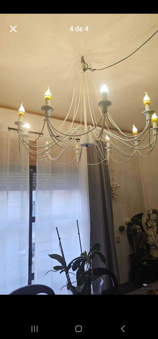 Candeeiro de tecto em metal