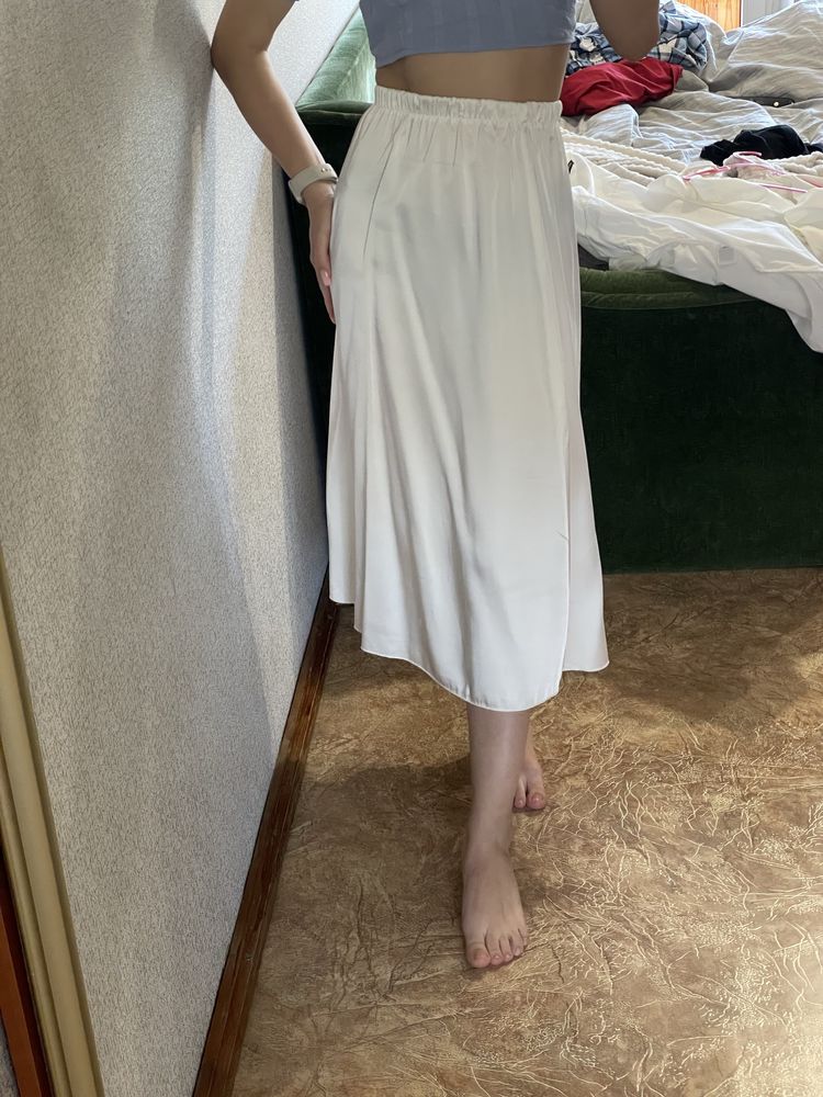 Довга спідниця атлас шовк, длинная юбка белая