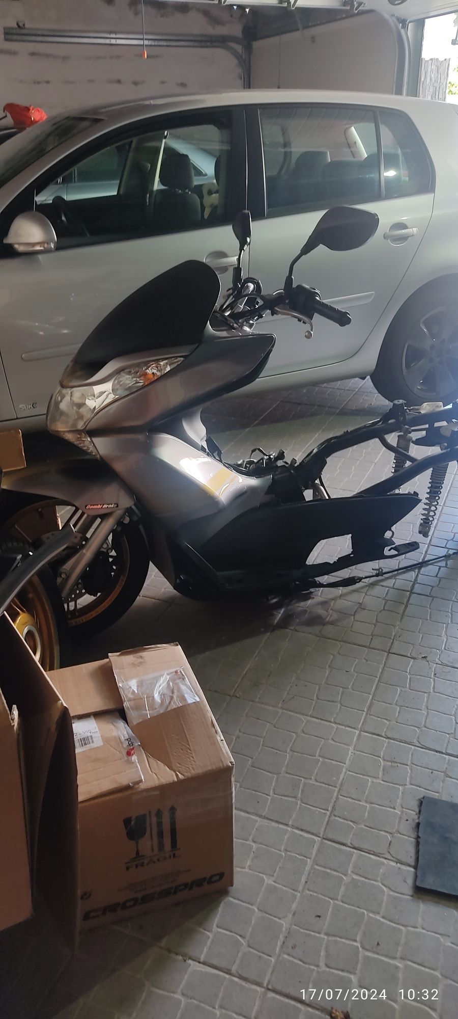 Vendo Mota PCX 125  personalizada