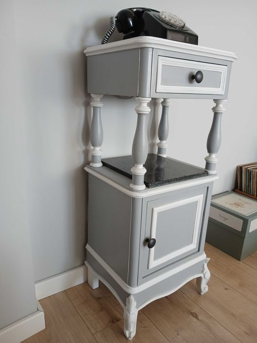 Mesas de cabeceira  75€ cada