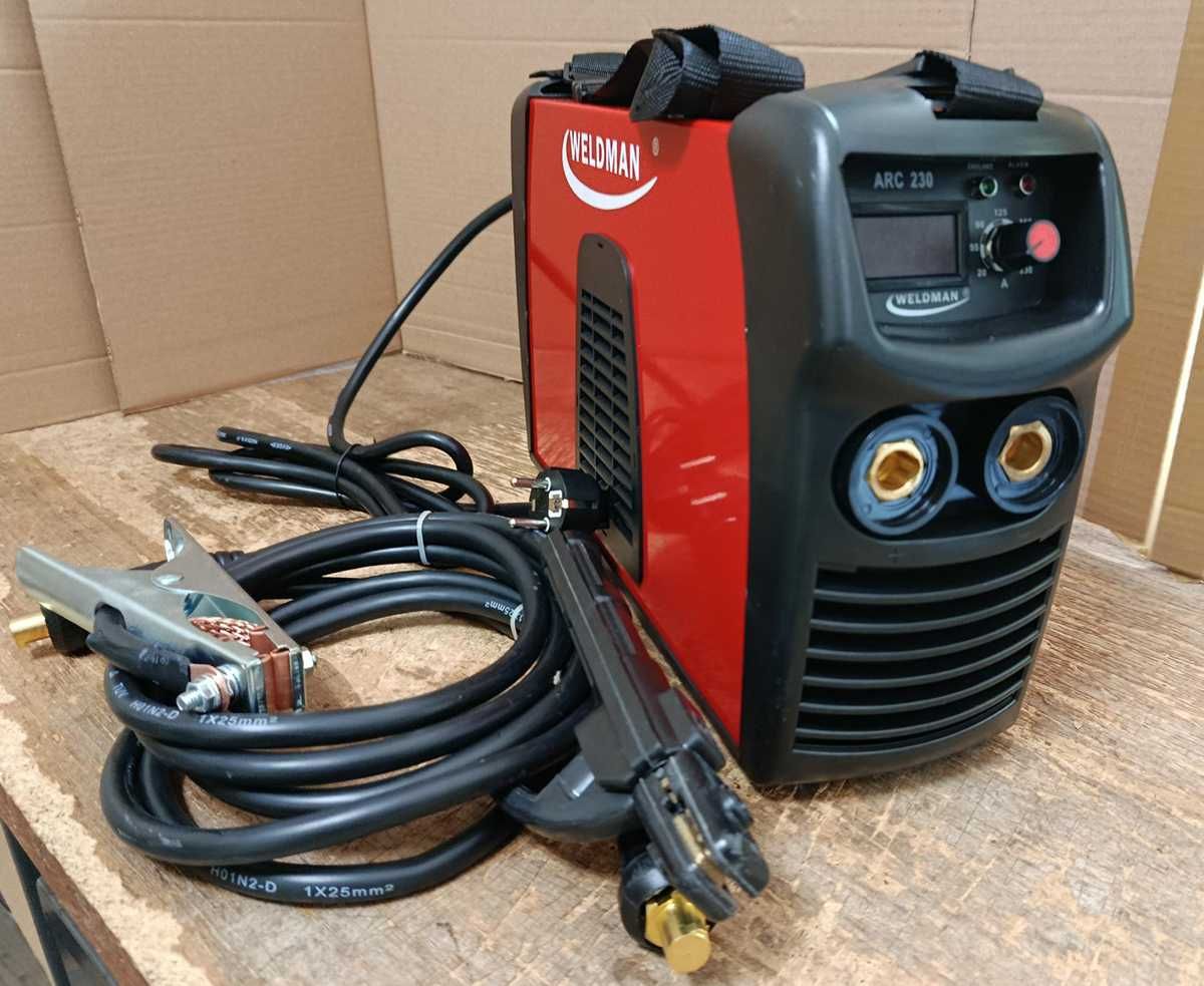 Spawarka elektrodowa 230A ARC 230 V nowa powystawowa 100% sprawna