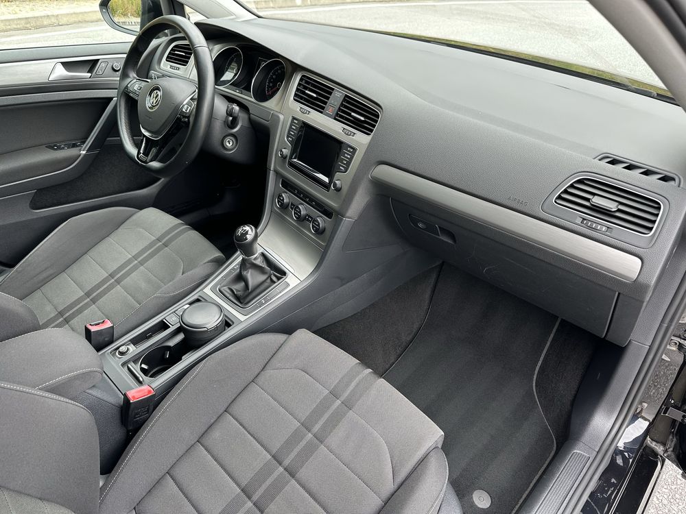 VW Golf Variant 1.6 TDI Nacional