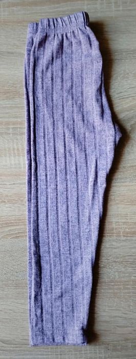 Komplet dla dziecka prążek bluzka z leginsami