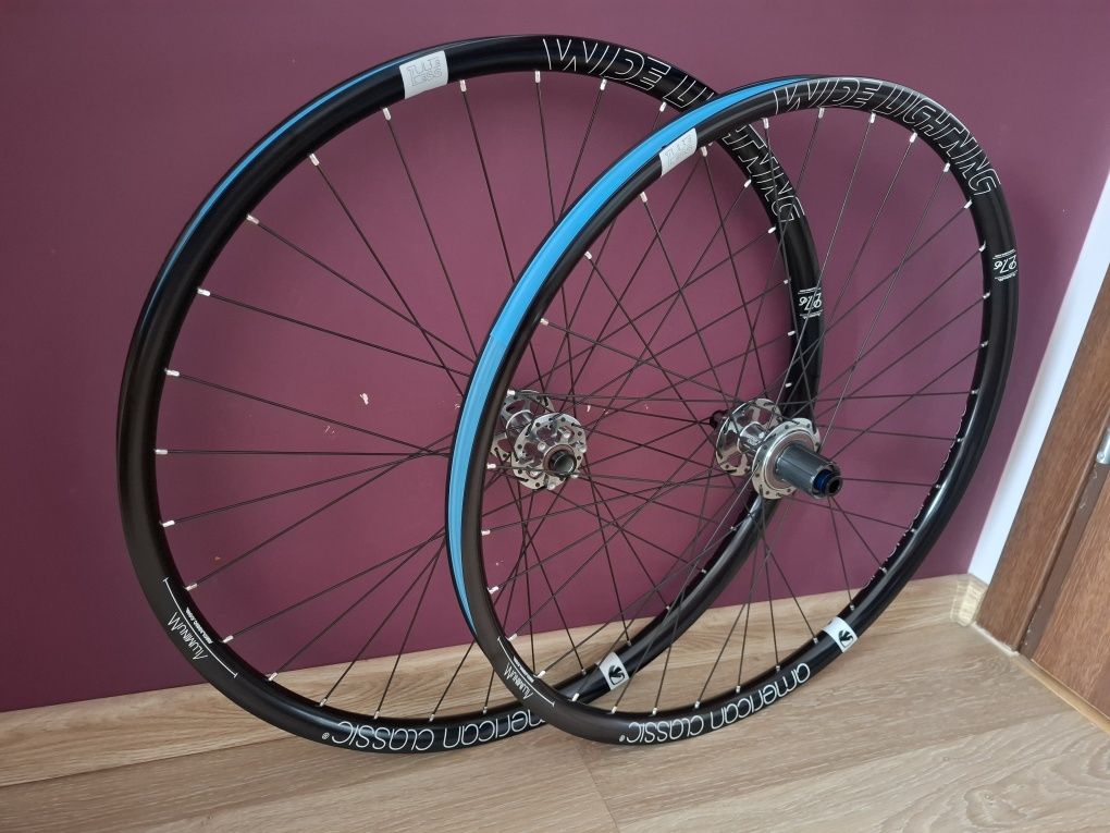 Nowe koła 27,5 American Classic Wide Lightning tylko 1512g sztywna oś