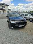 Mitsubishi Outlander samochód osobowy mitshubishi Outlander