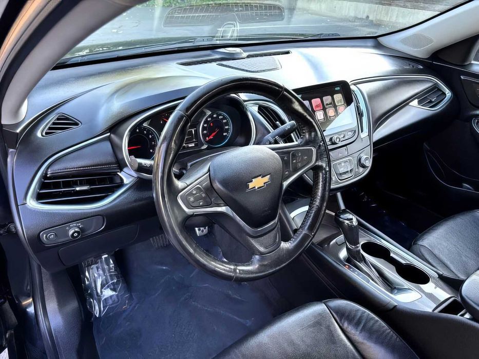Chevrolet Malibu      2016