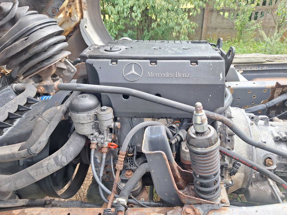 Atego 1217 silnik części Okazja !!!