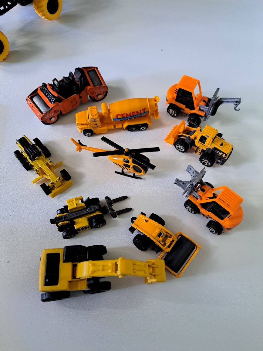 Hotwheels машинки,транспорт
