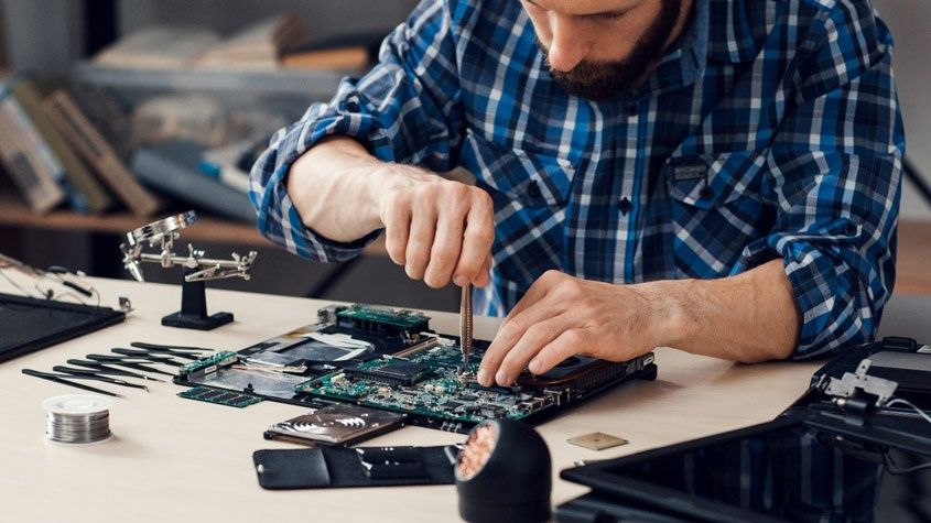 Serwis Naprawa Konsol i Gamepadów Czyszczenie Płyt Świecie