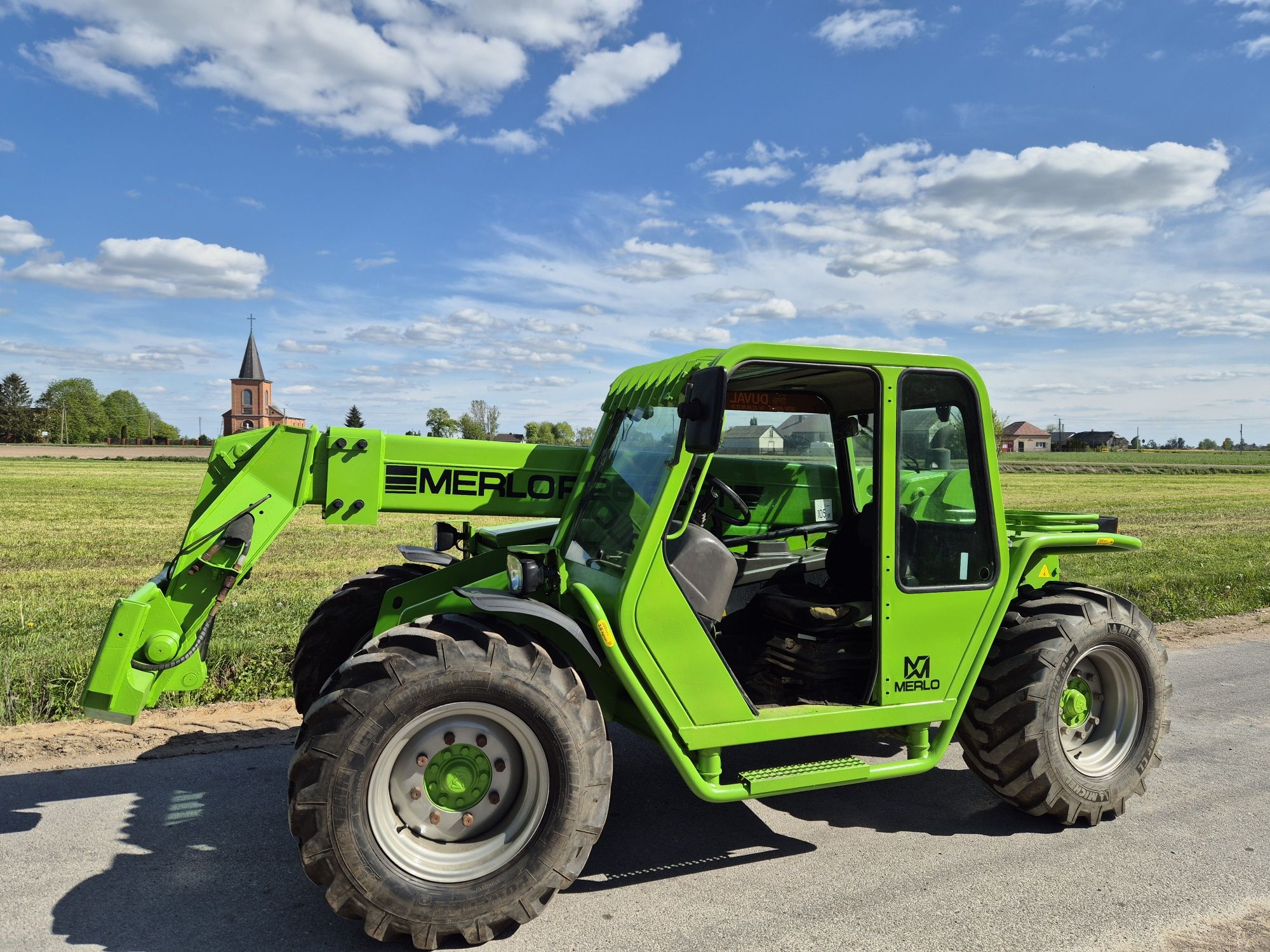 Merlo P26.6.  Wąska niska.  Do budynków.  Okazja.