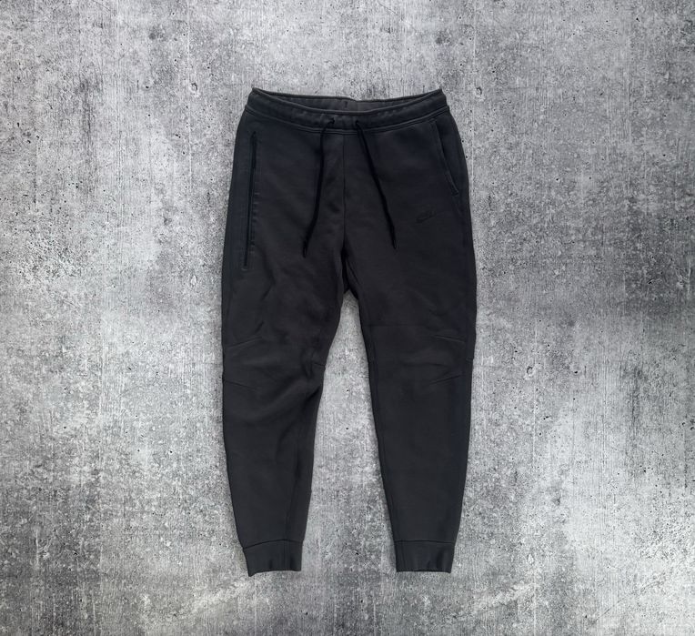 Спортивные штаны Nike tech fleece из новых коллекций