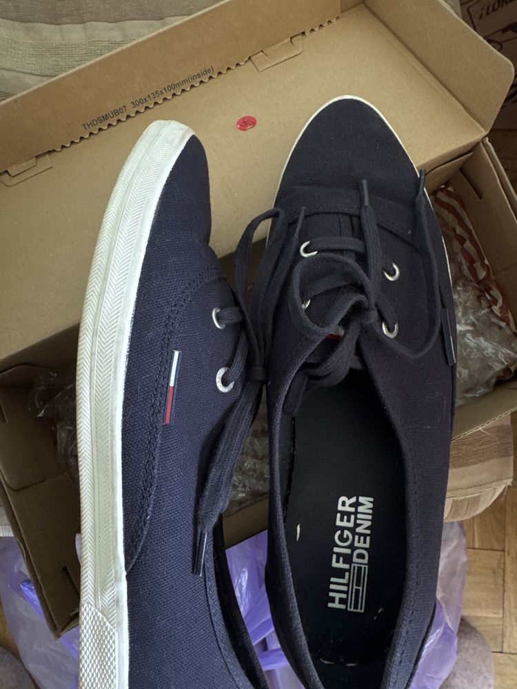 Кеди Tommy Hilfiger 39 сині