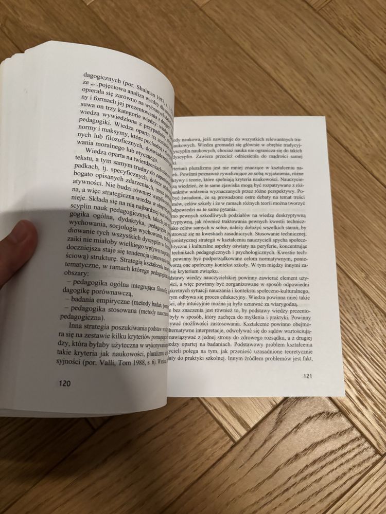 Książka pedagogika porównawcza Ryszard Pachociński