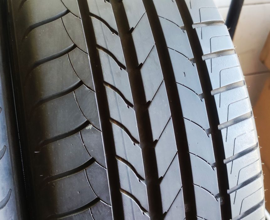 2x 195/55R16 Goodyear EfficientGrip 87V 6,87mm