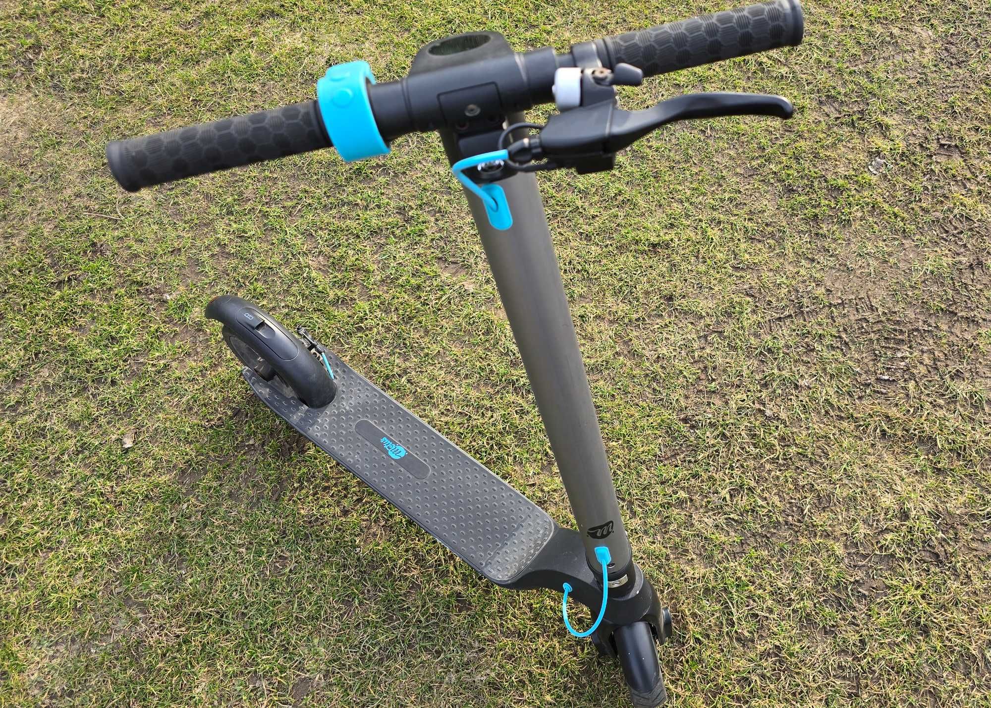 Hulajnoga elektryczna Motus Scooty 8.5 Power 350 W