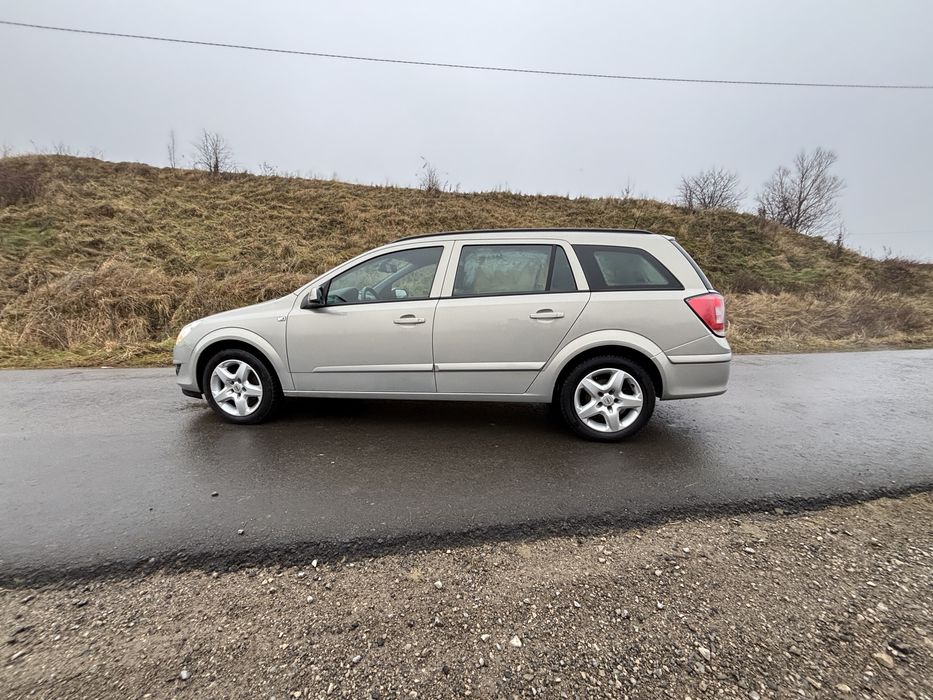 Opel Astra H 2007 1,6 бензин