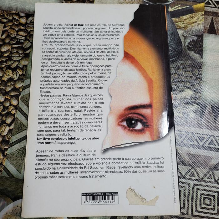 Desfigurada - Rania al-Baz