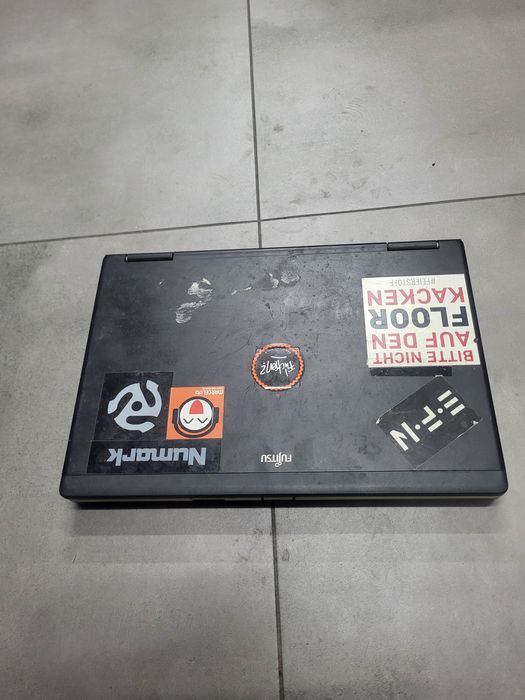 Laptop Fujitsu lifebook