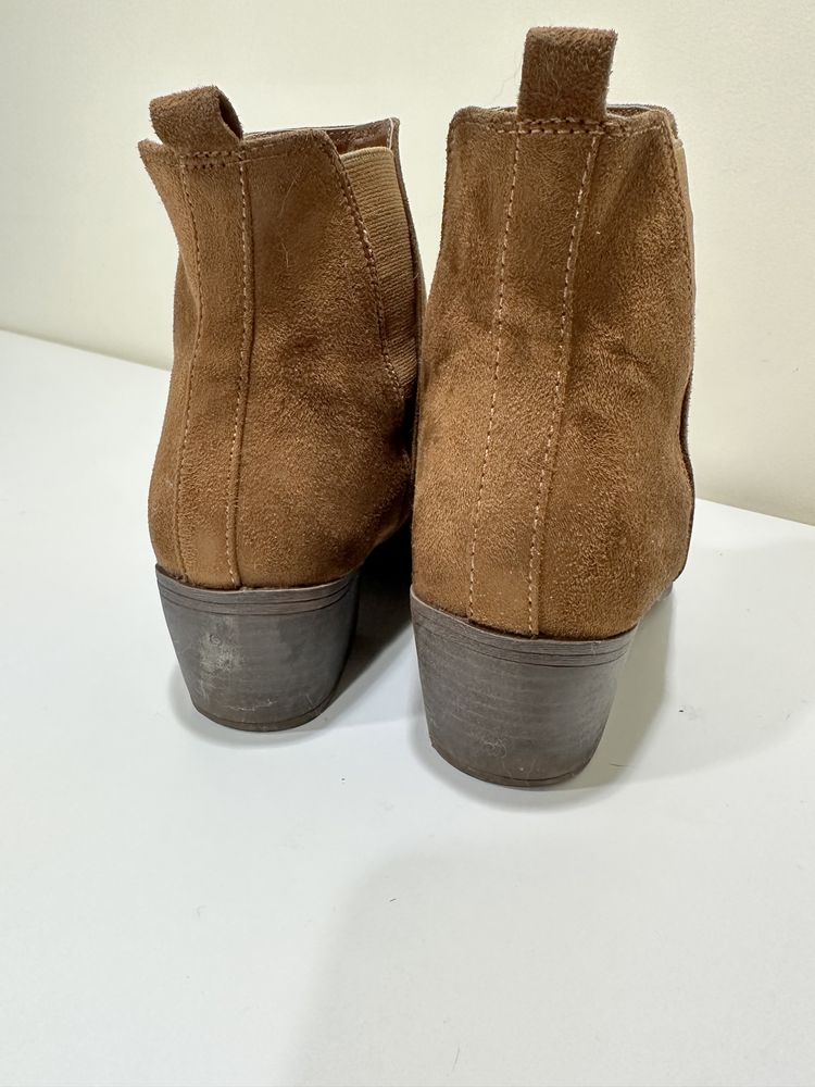 Botas de Pele Camel