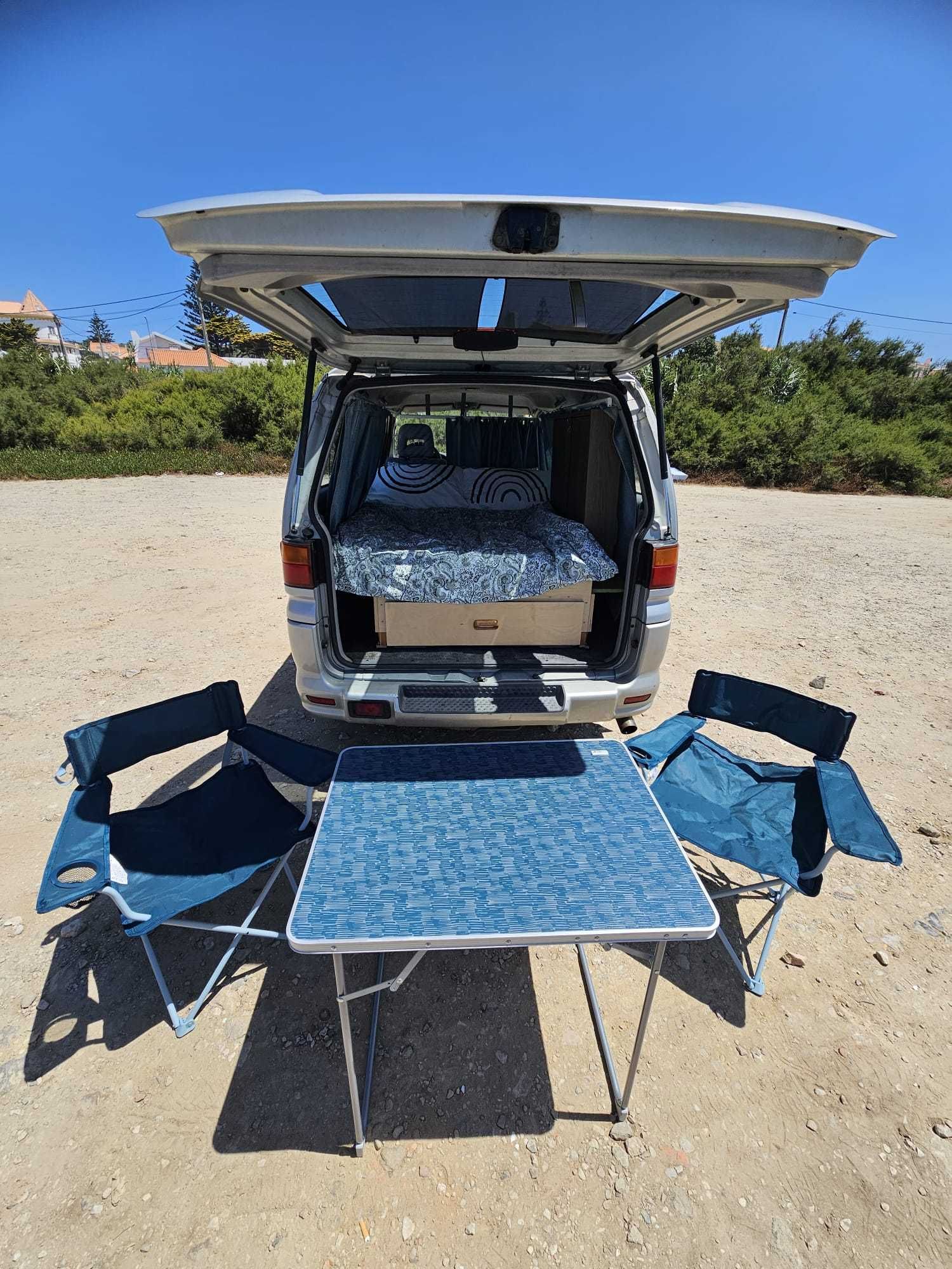 Autocaravana convertida de Mitsubishi Space Gear