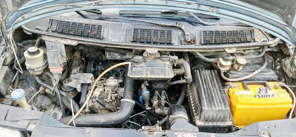 Продається Fiat Scudo 1.9 TD, 1998 р.в.

Ціна: 3000$ (торг присутній)
