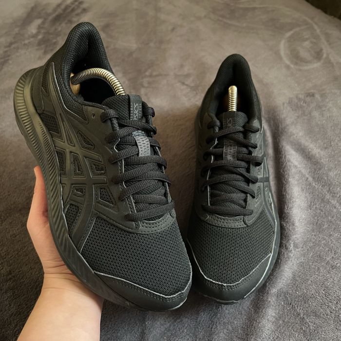 Жіночі кросівки Asics Jolt 4 . P. 37. Ідеал!!!