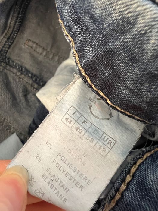 Jeansy / dżinsy / spodnie jeansowe niebieskie z podwiniętymi nogawkami