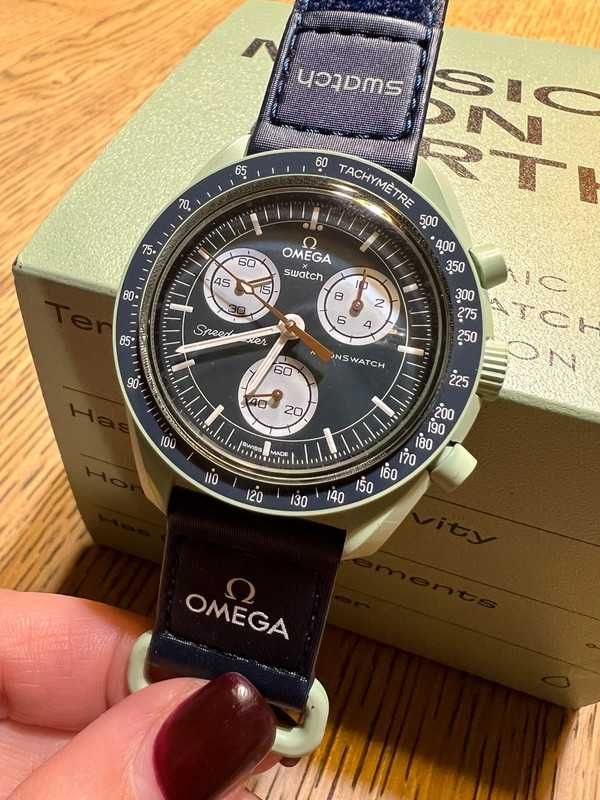 Zegarek Omega x Swatch SO33G100 Mission to Earth - Trwały materiał