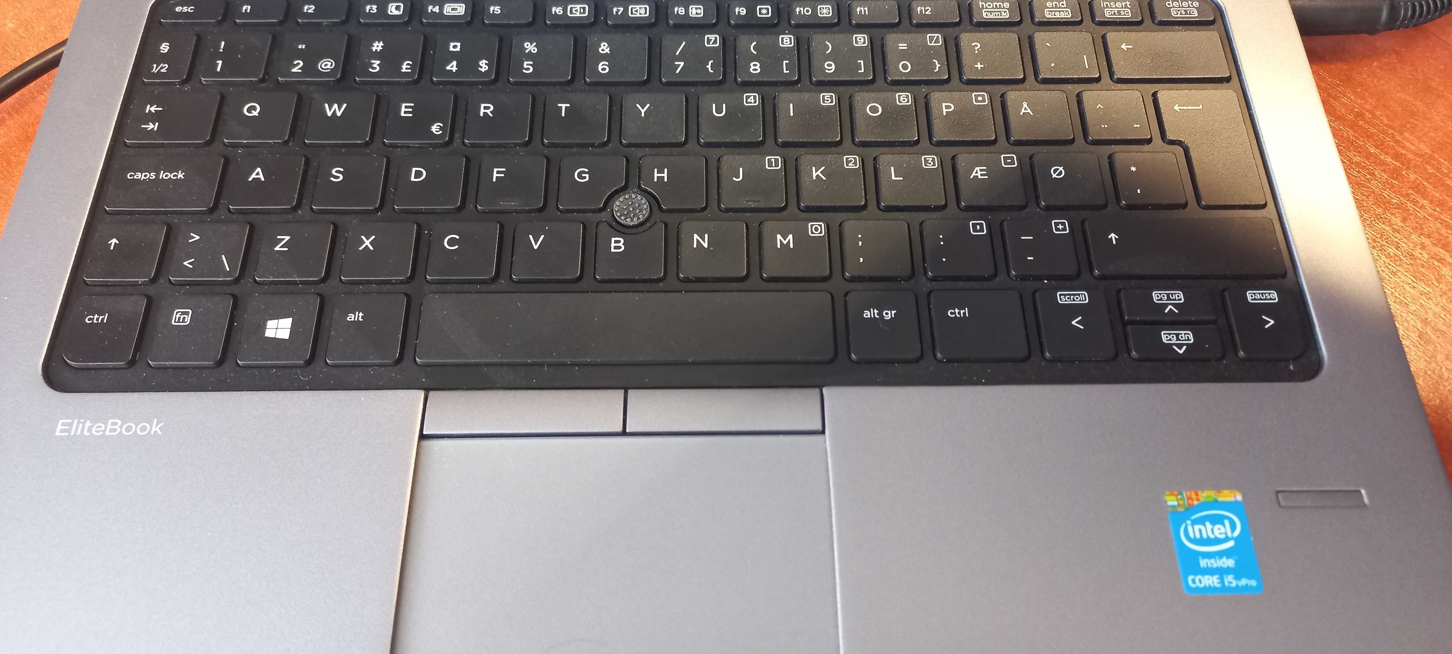 HP Elitebook 820 G1 12 " Intel Core i5 4 GB / Dysk SSD 128 GB