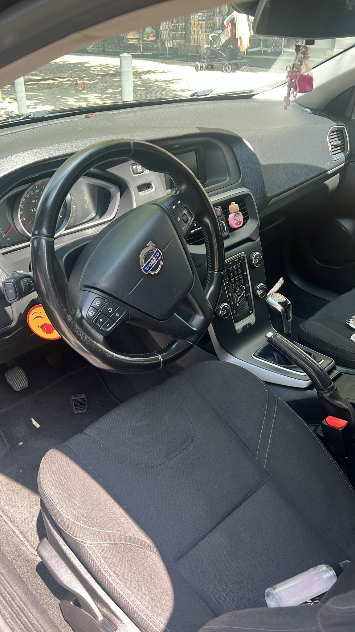 Volvo v40 impecável