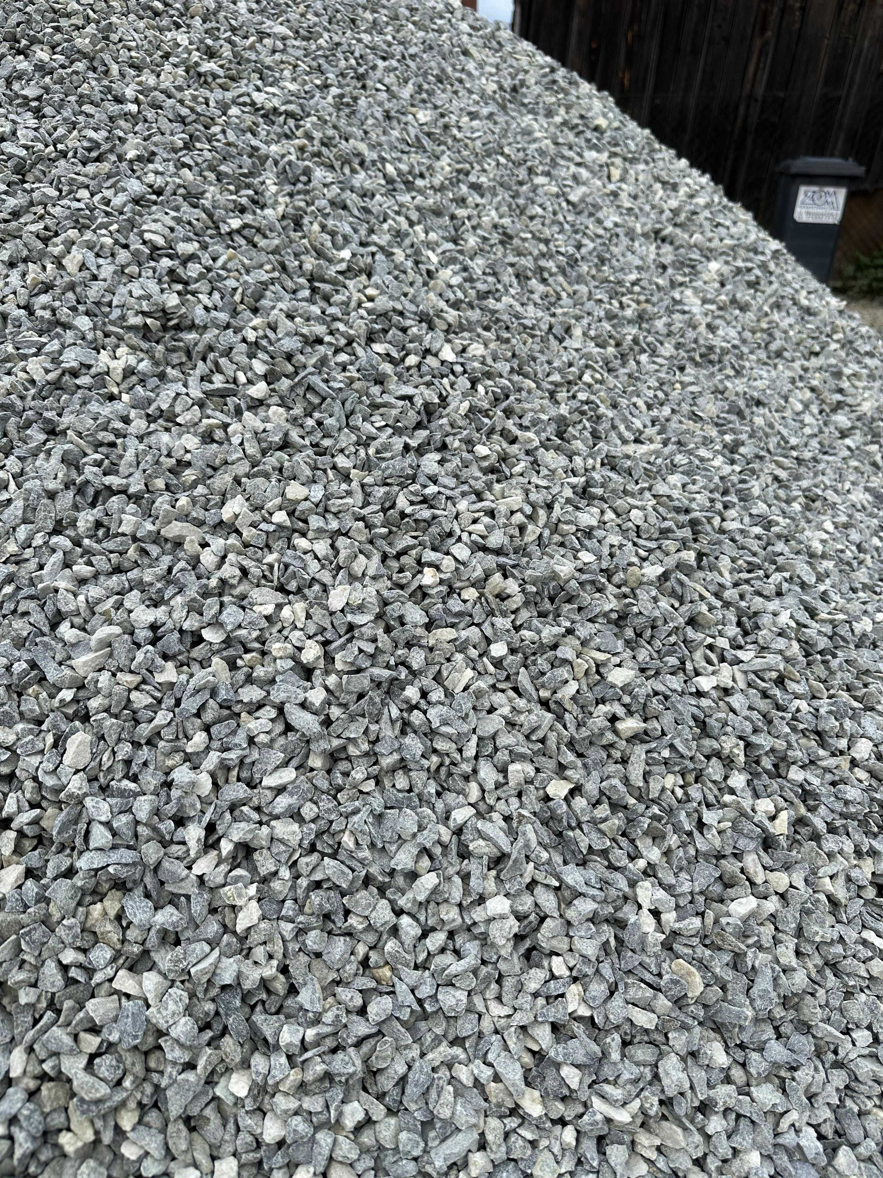 Kruszywo Ziemia Tłuczeń Kliniec Grysy Piach Frez Granit Kamień Gruz