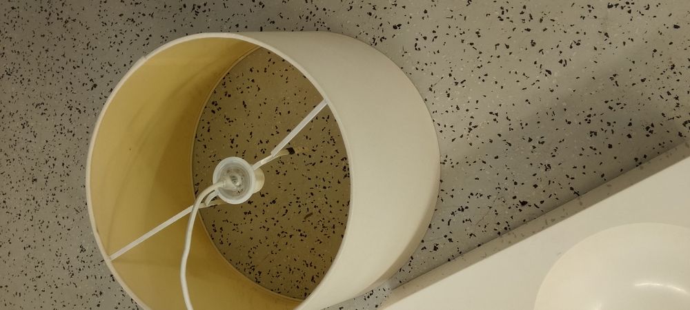 Łazienka --umywalka-Gratis lama,roleta zelazko całość 70 zł