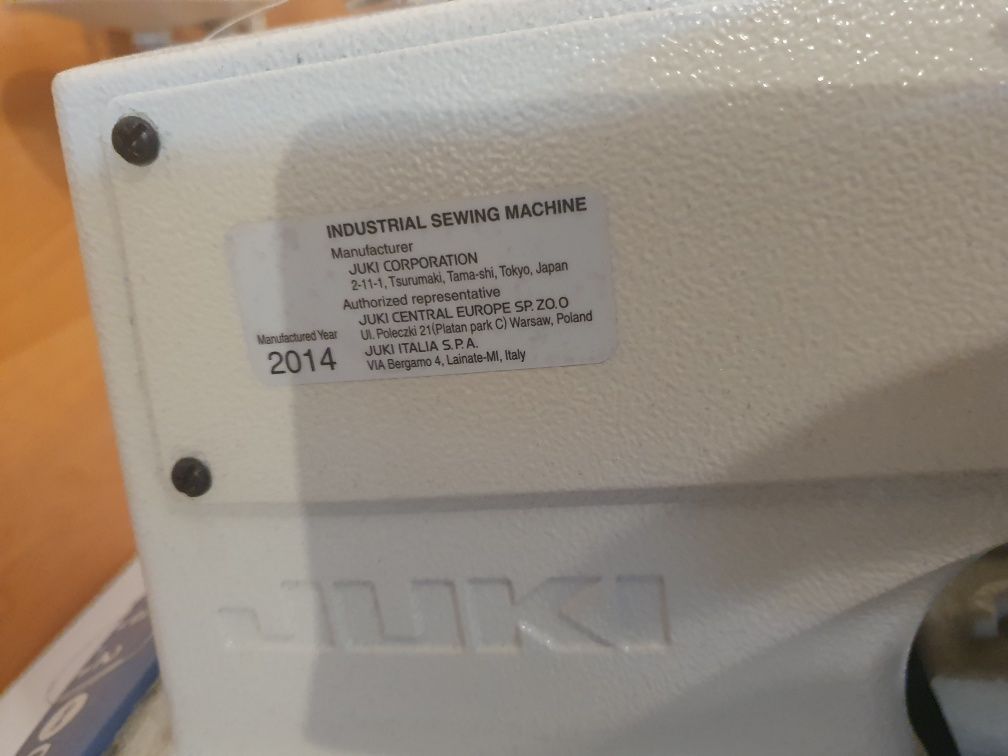 Guzikarka mb 1373