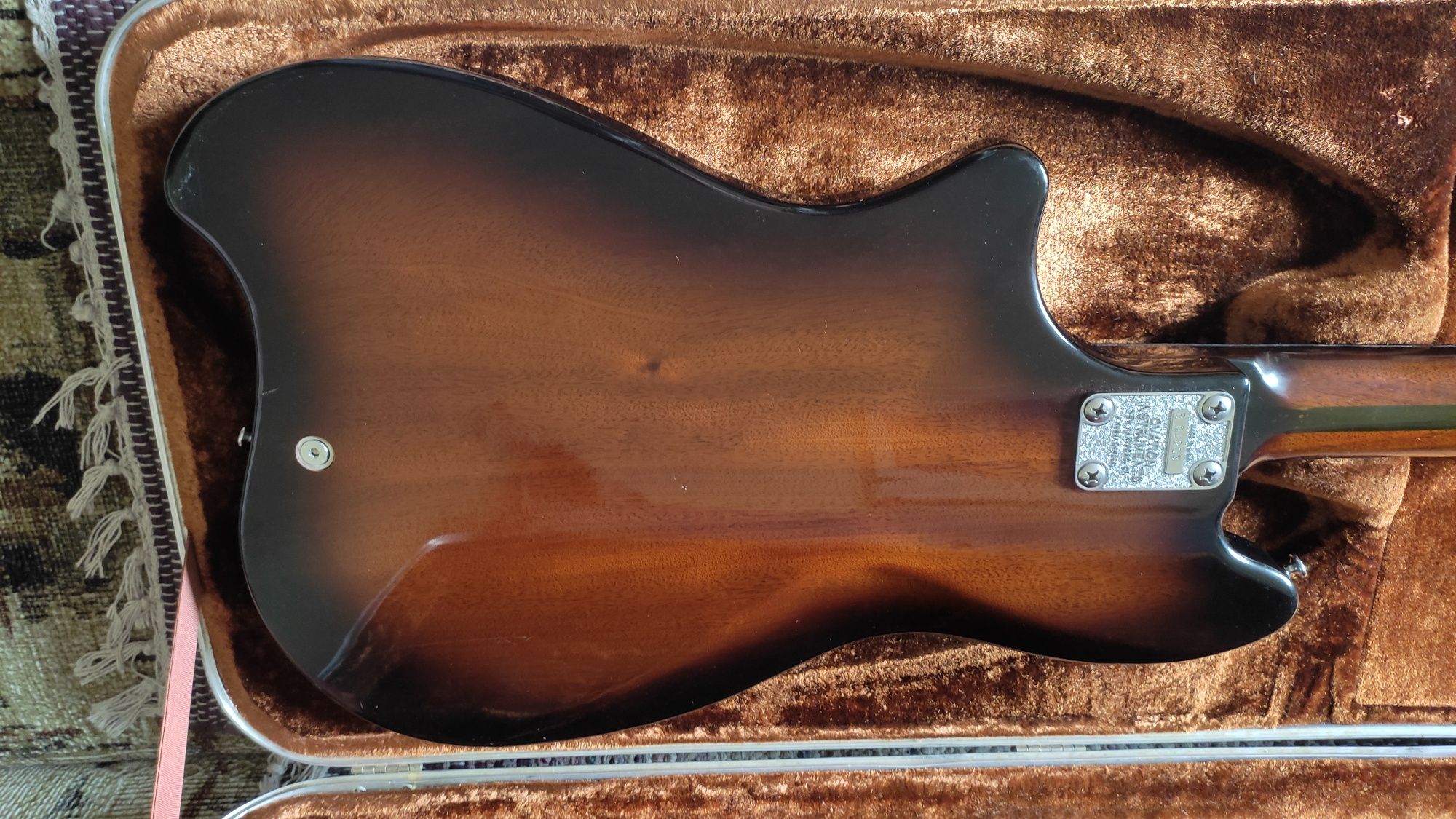 Бас гітара Ovation bass magnum I
Made in USA 1974-1979 рр